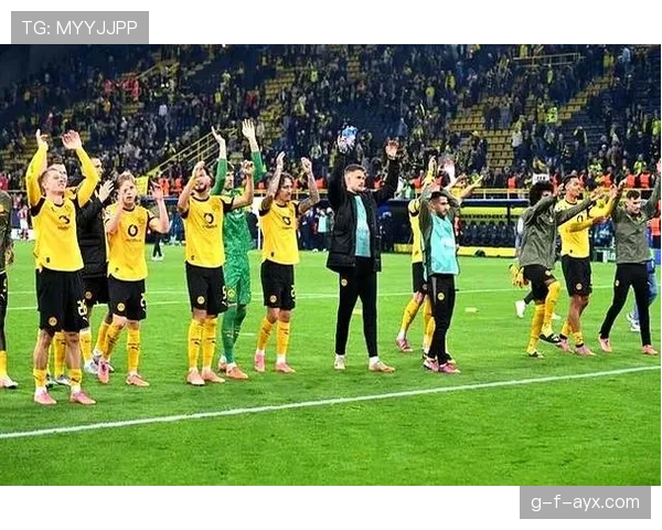 德甲国家德比上演巅峰对决:拜仁慕尼黑迎战多特蒙德 德甲国家德比上演巅峰对决:拜仁慕尼黑迎战多特蒙德